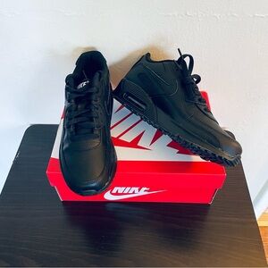 Nike Air Max 90 LTR (GS) Black Shoes Boy’s Size 6y